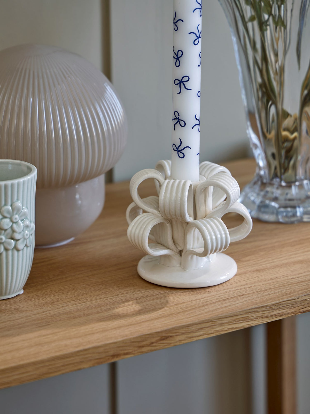 Candle holder