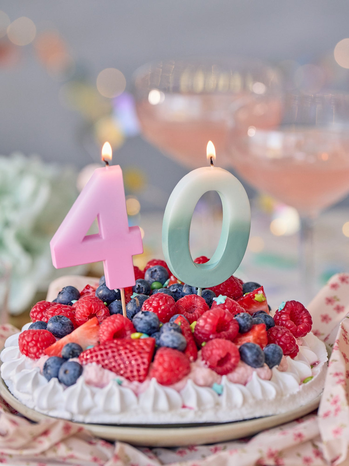 Cake candle 0