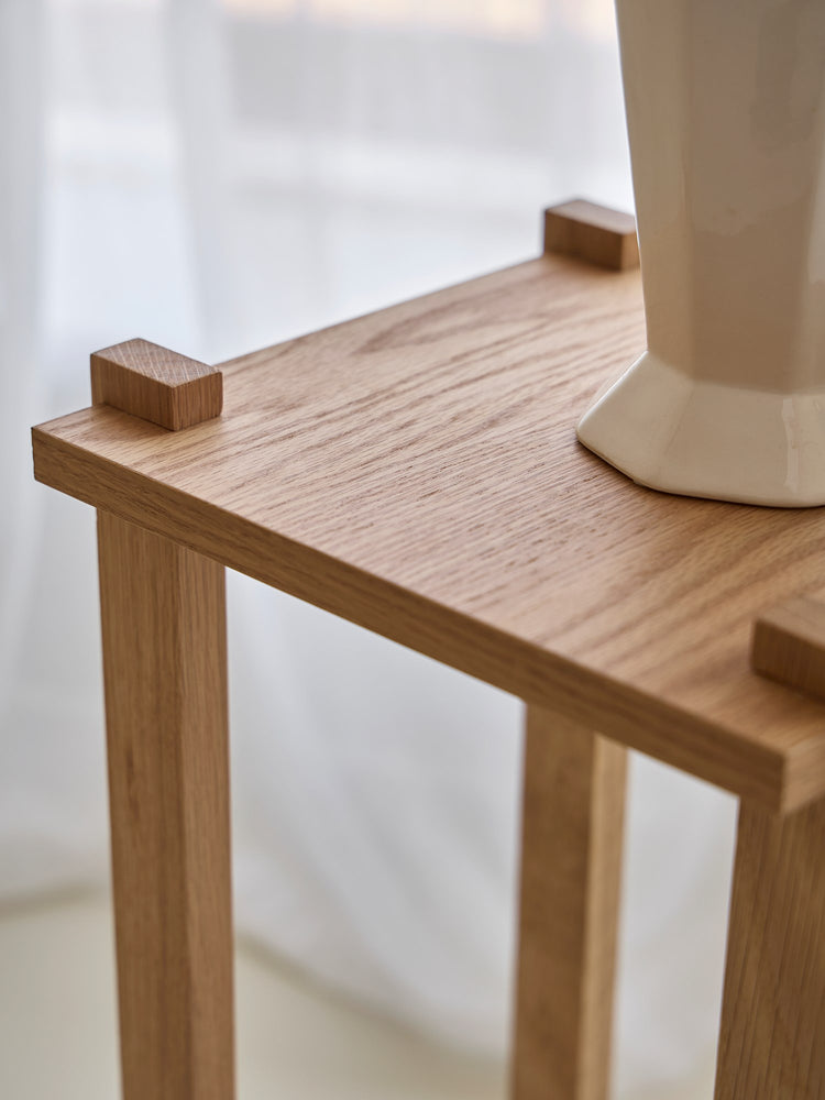 GLADE Plant stand