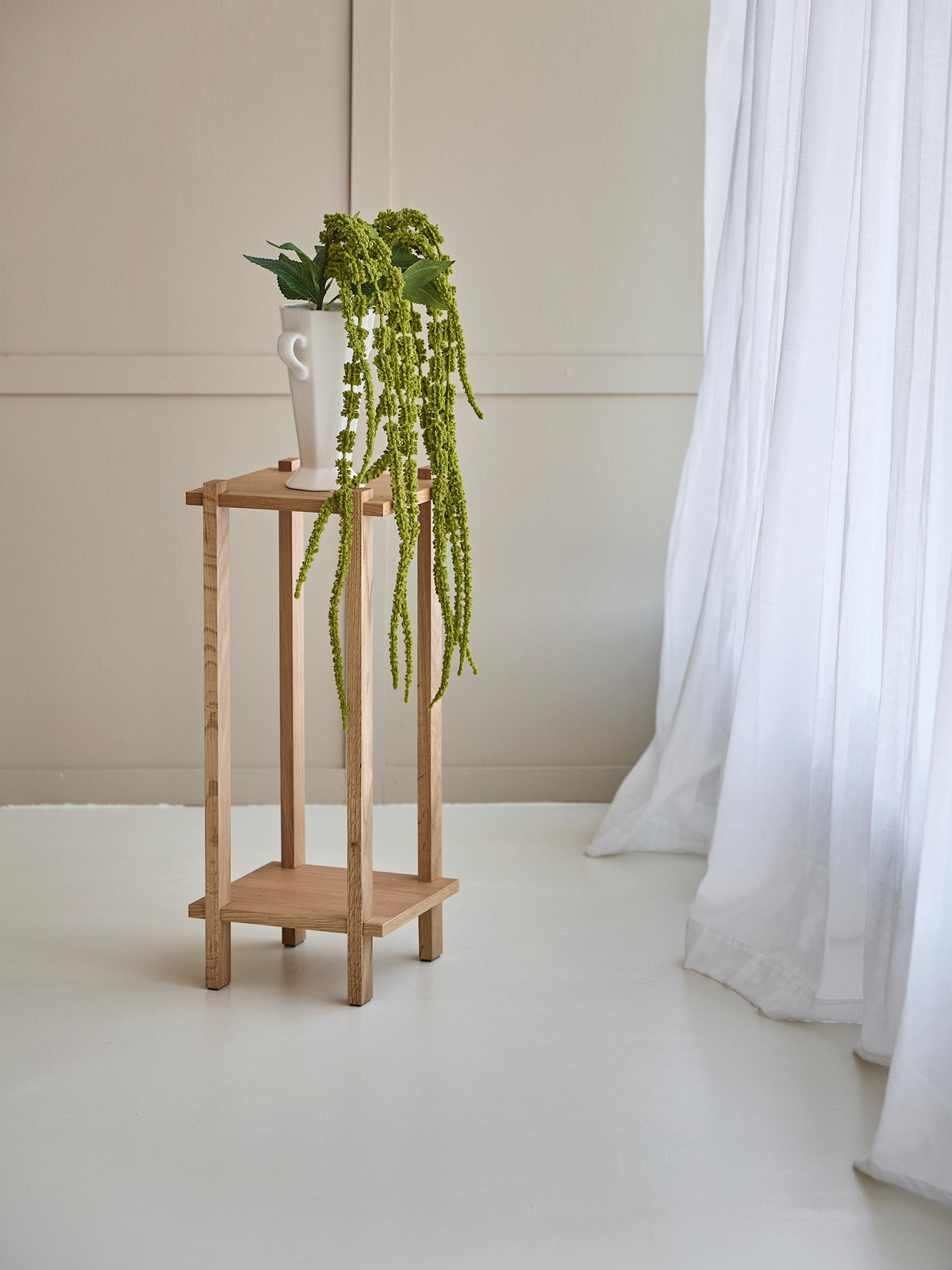 GLADE Plant stand