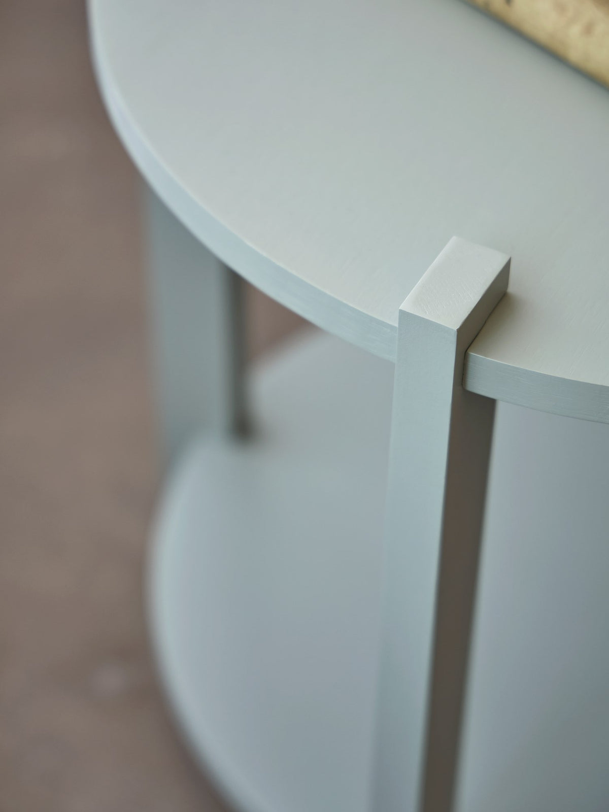 GLADE Round side table