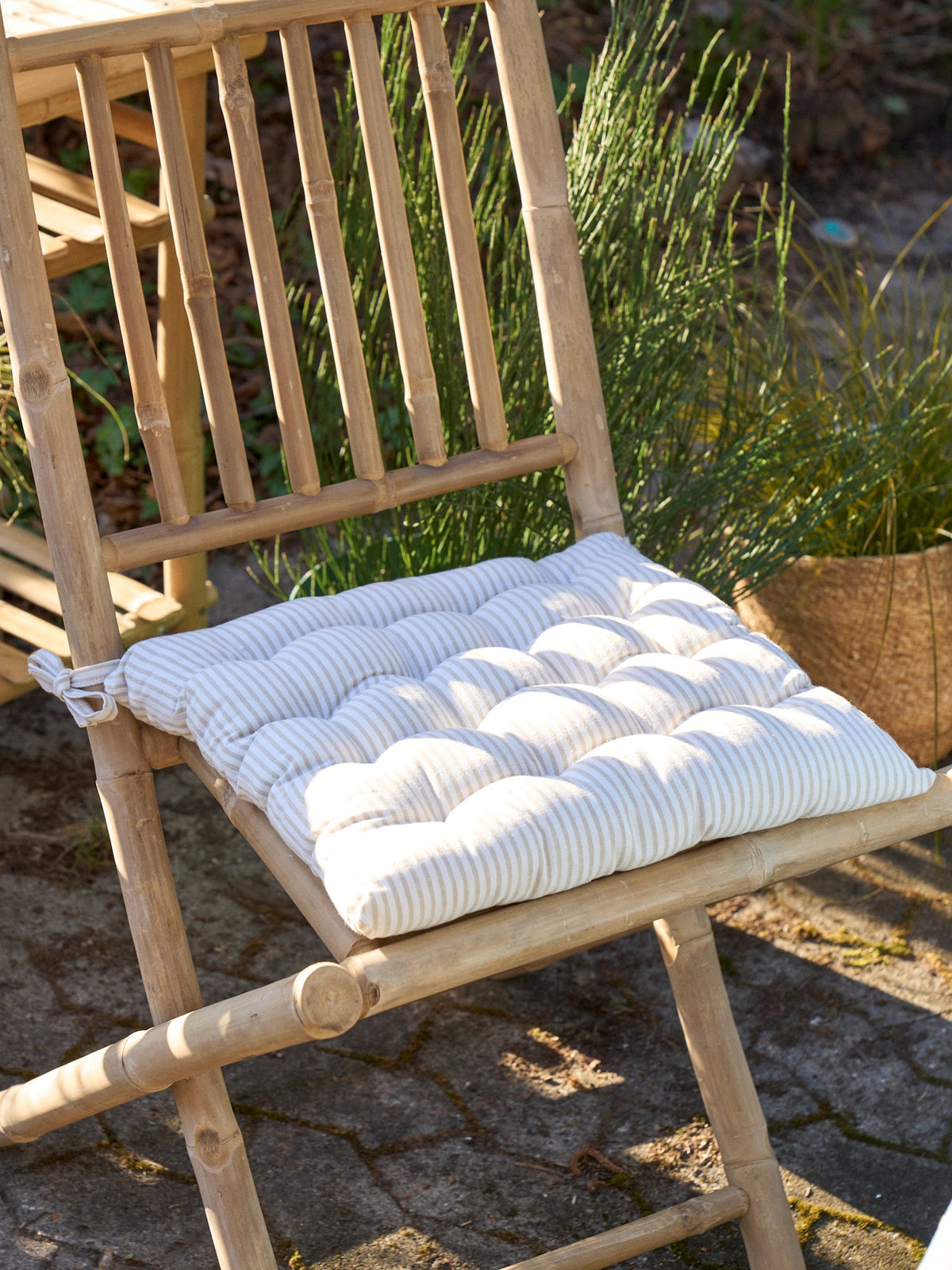 Seat cushion