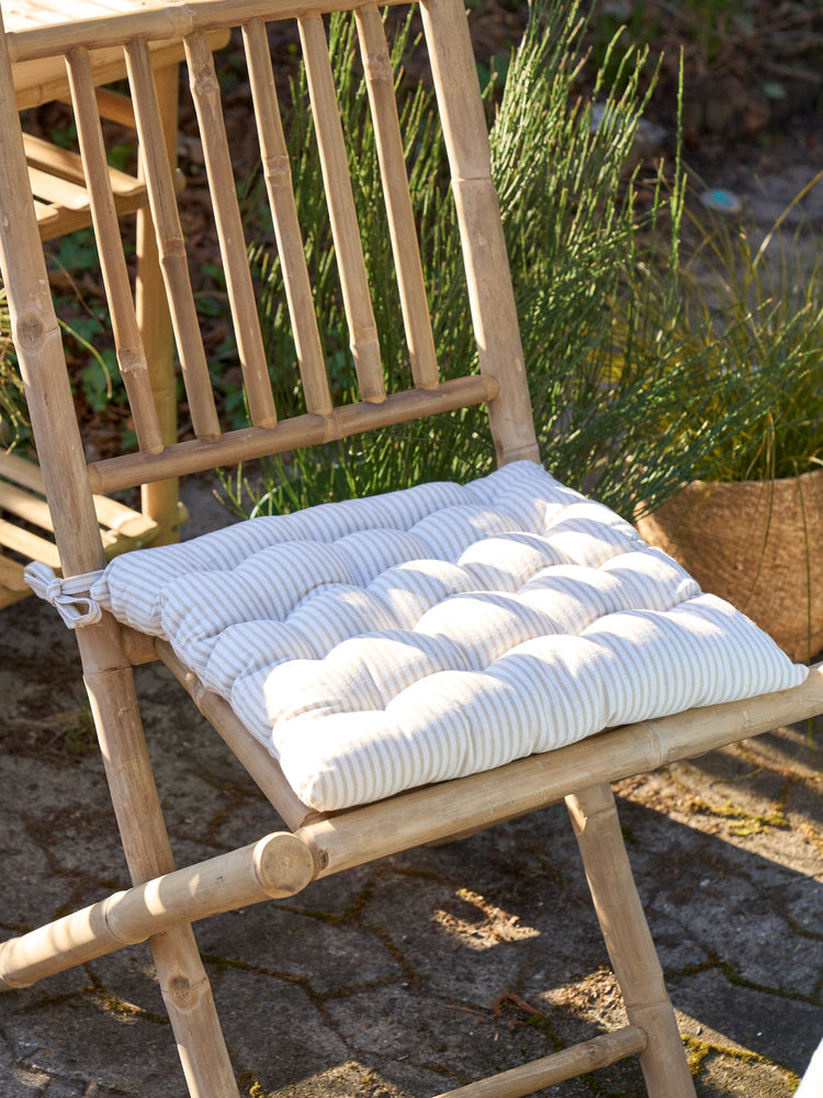 Seat cushion