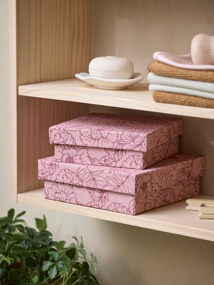 Storage box