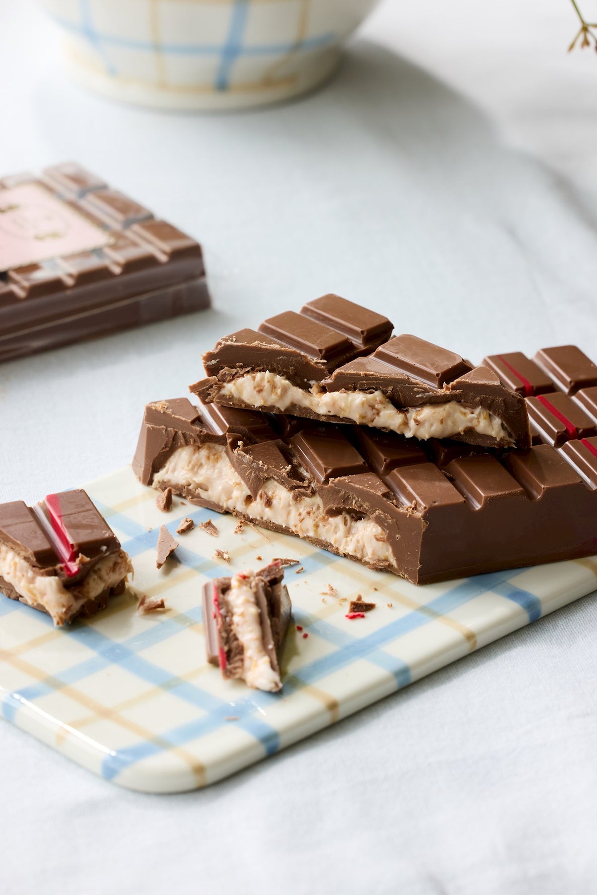 Strawberry chocolate bar