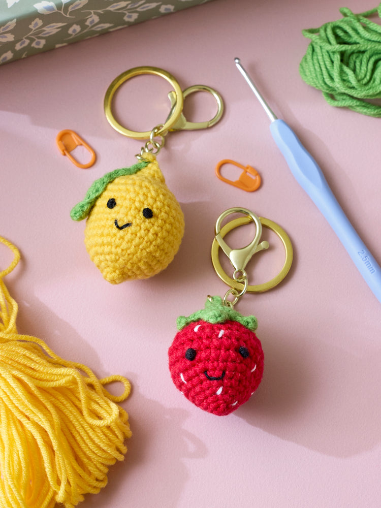 DIY kit crochet keyrings