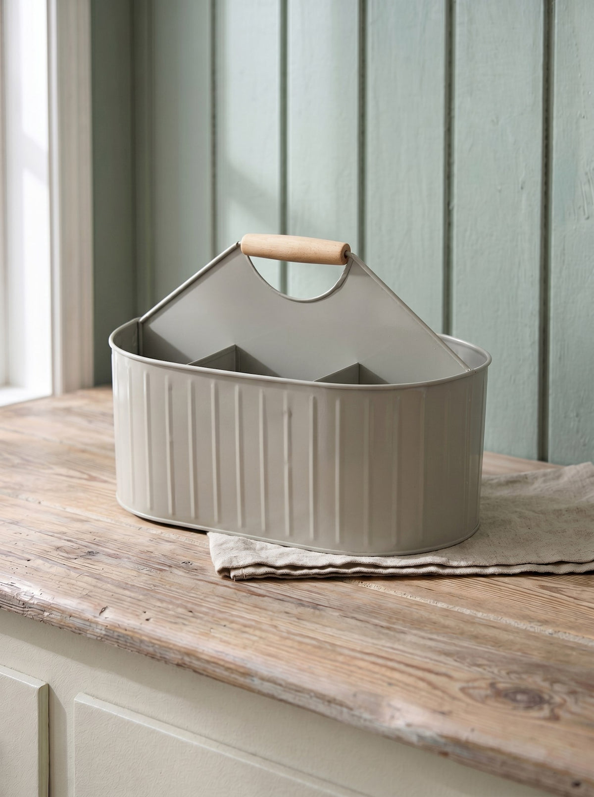Metal storage box