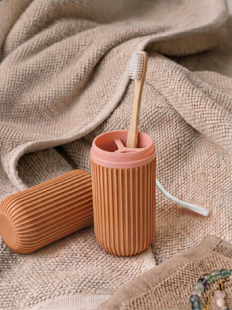 Travel toothbrush holder