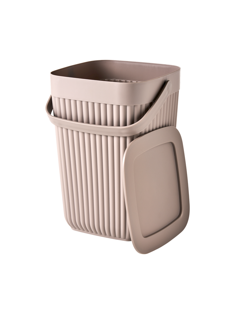 Waste bin