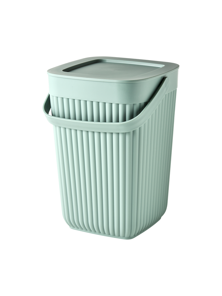 Waste bin
