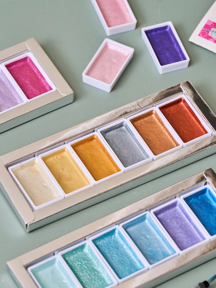 Watercolour paint set