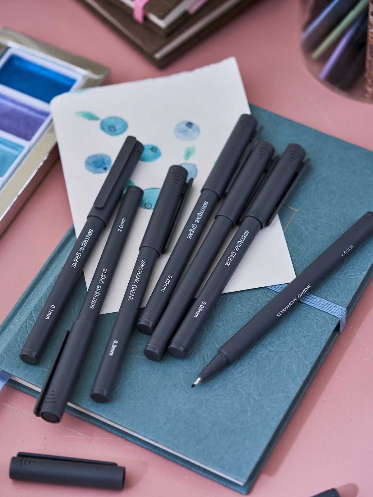Fineliners black ink
