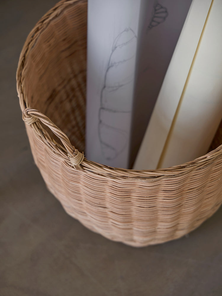 Basket with handles