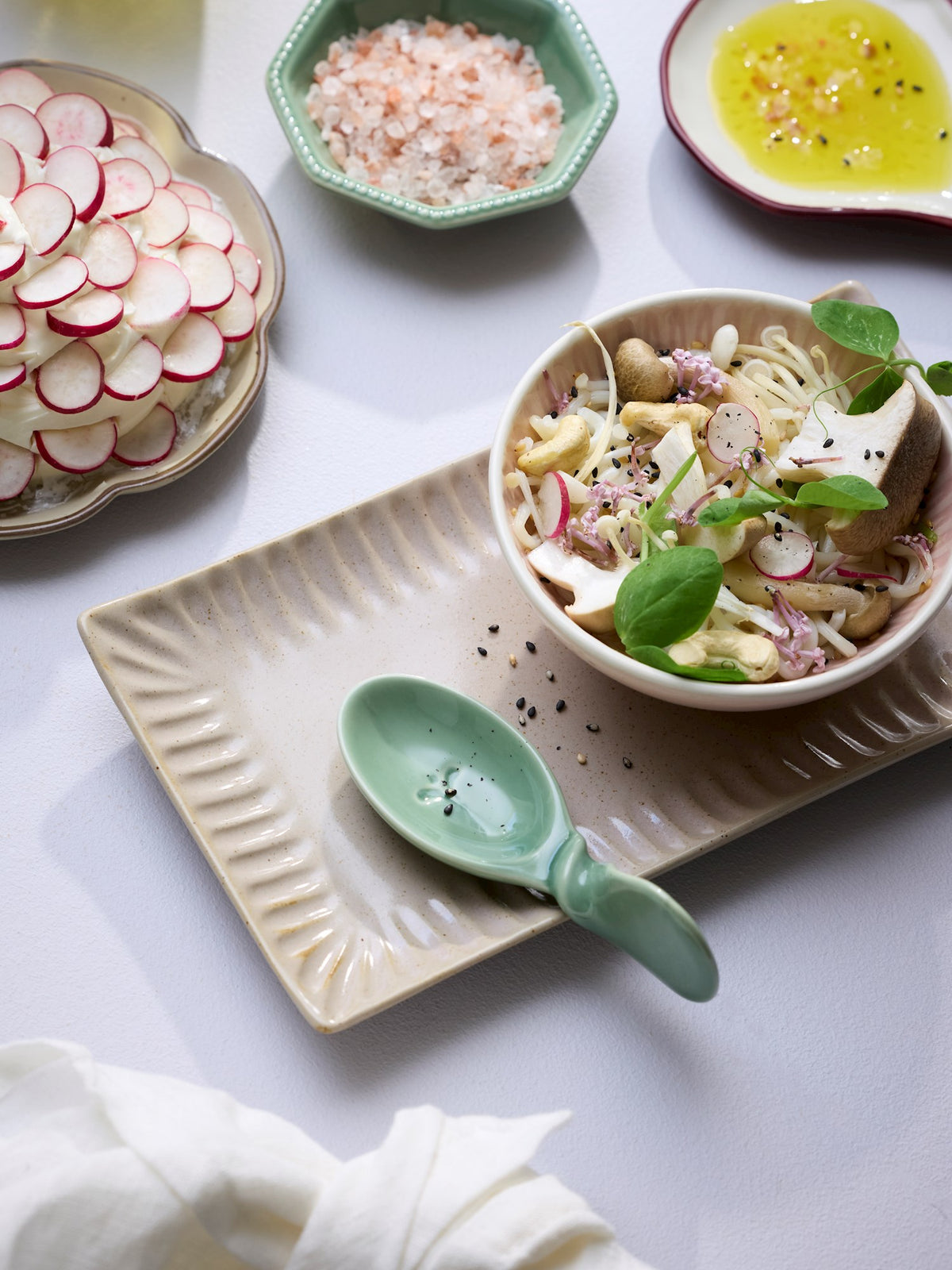 Serving plate
