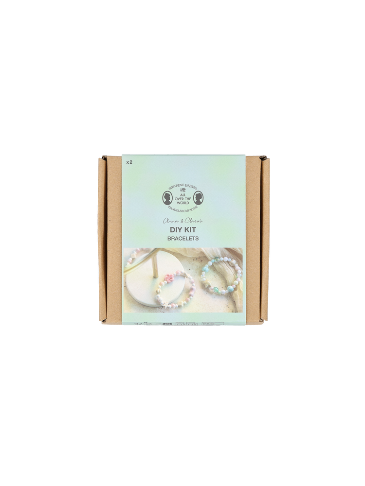 Bracelet making set