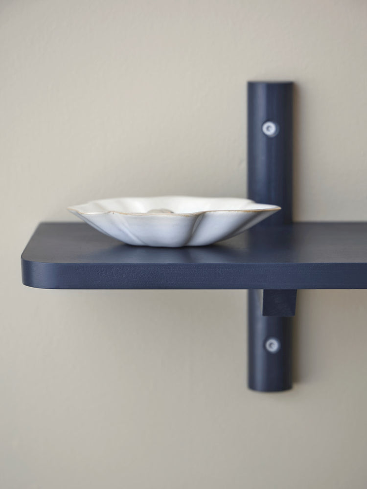 Wall shelf
