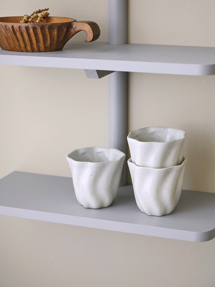 Wall shelf