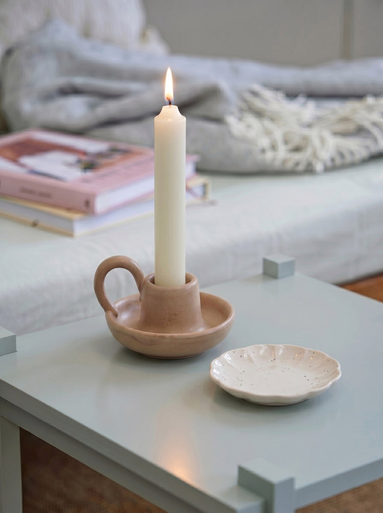 Candle holder