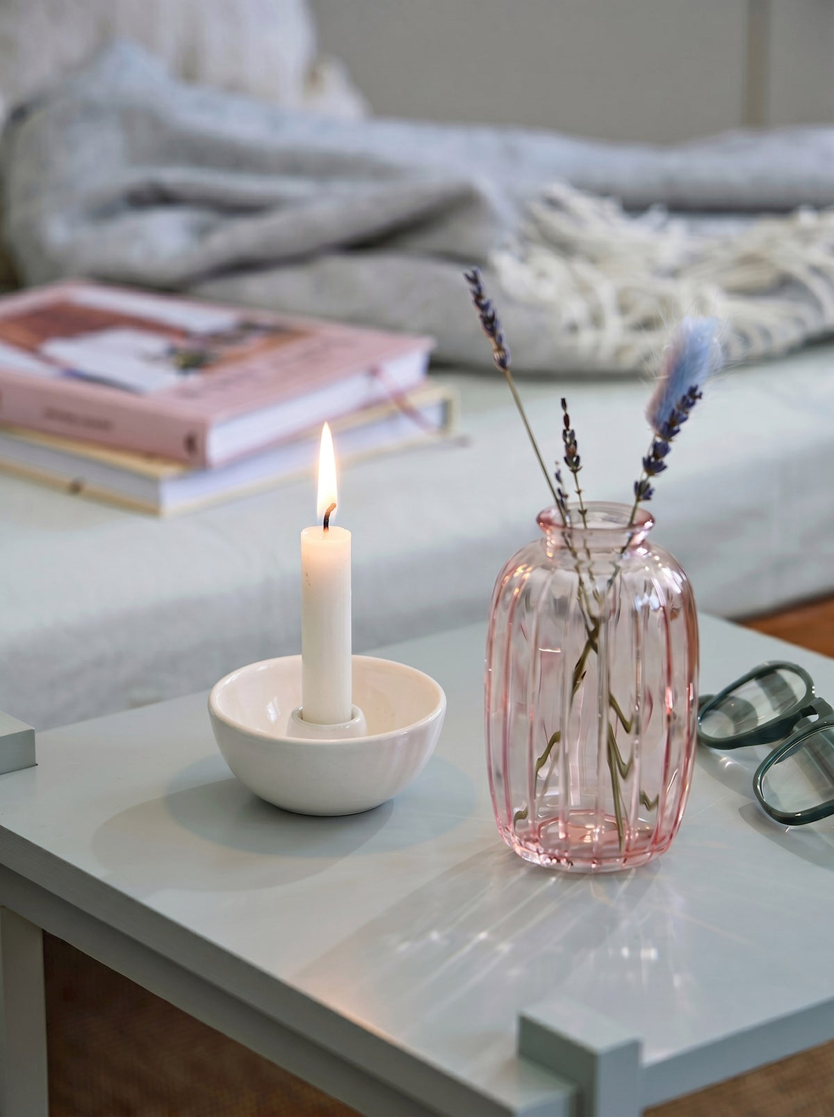 Candle holder
