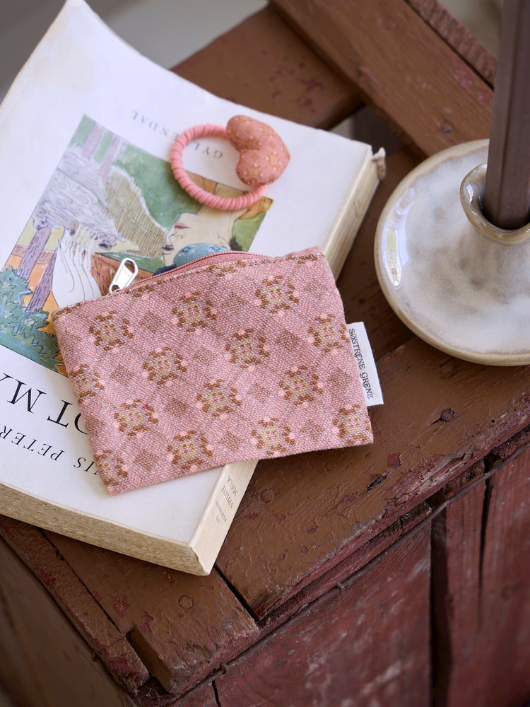 Pouch
