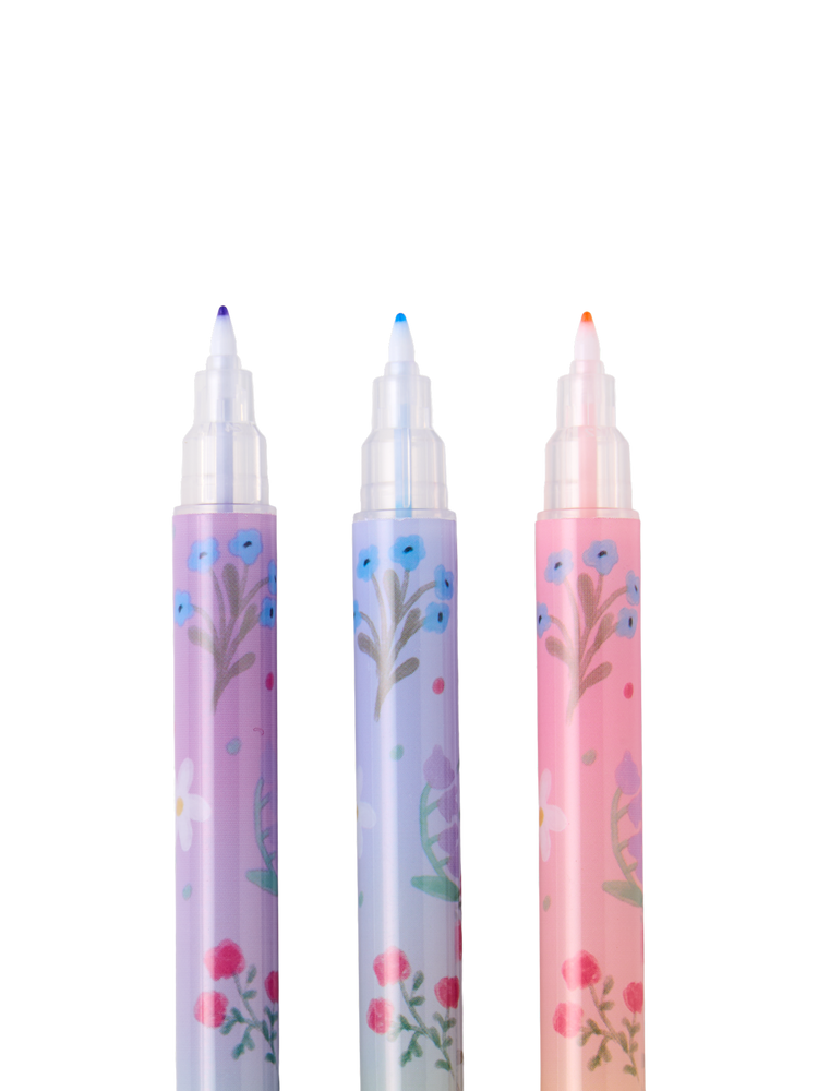 Dual-tip highlighters