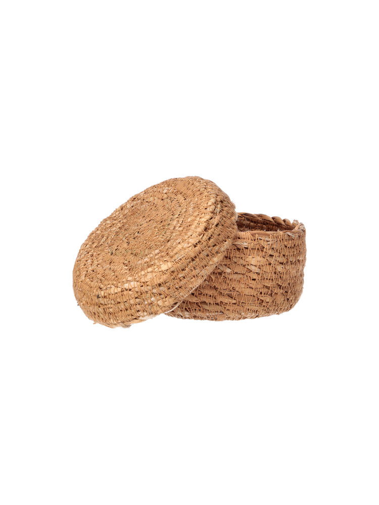 Basket with lid