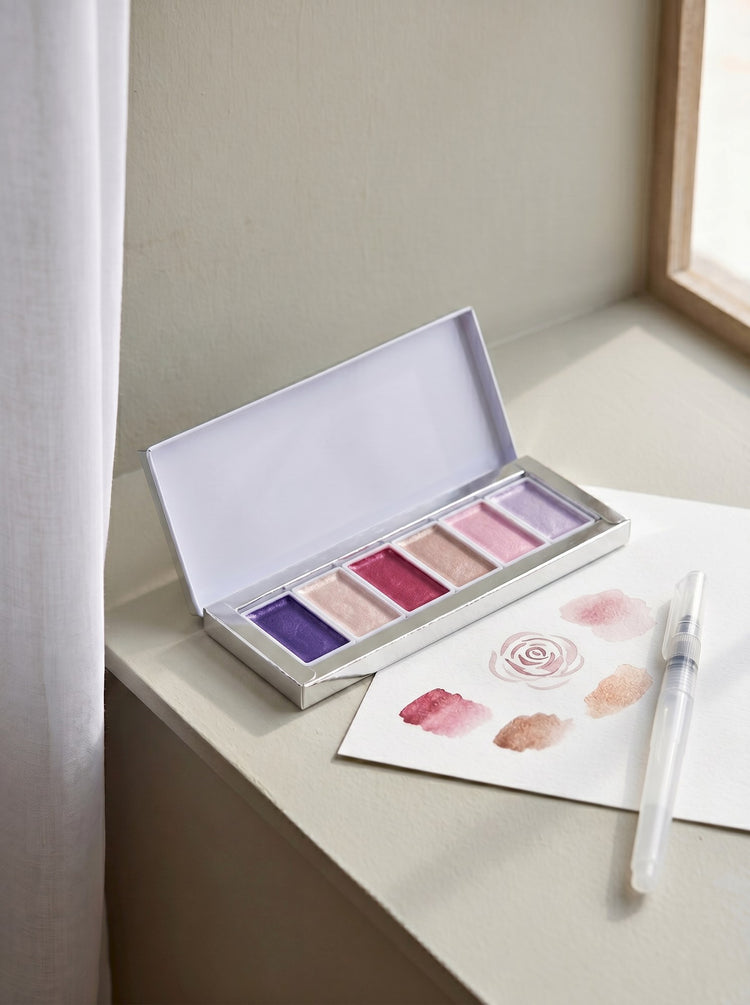 Watercolour paint set