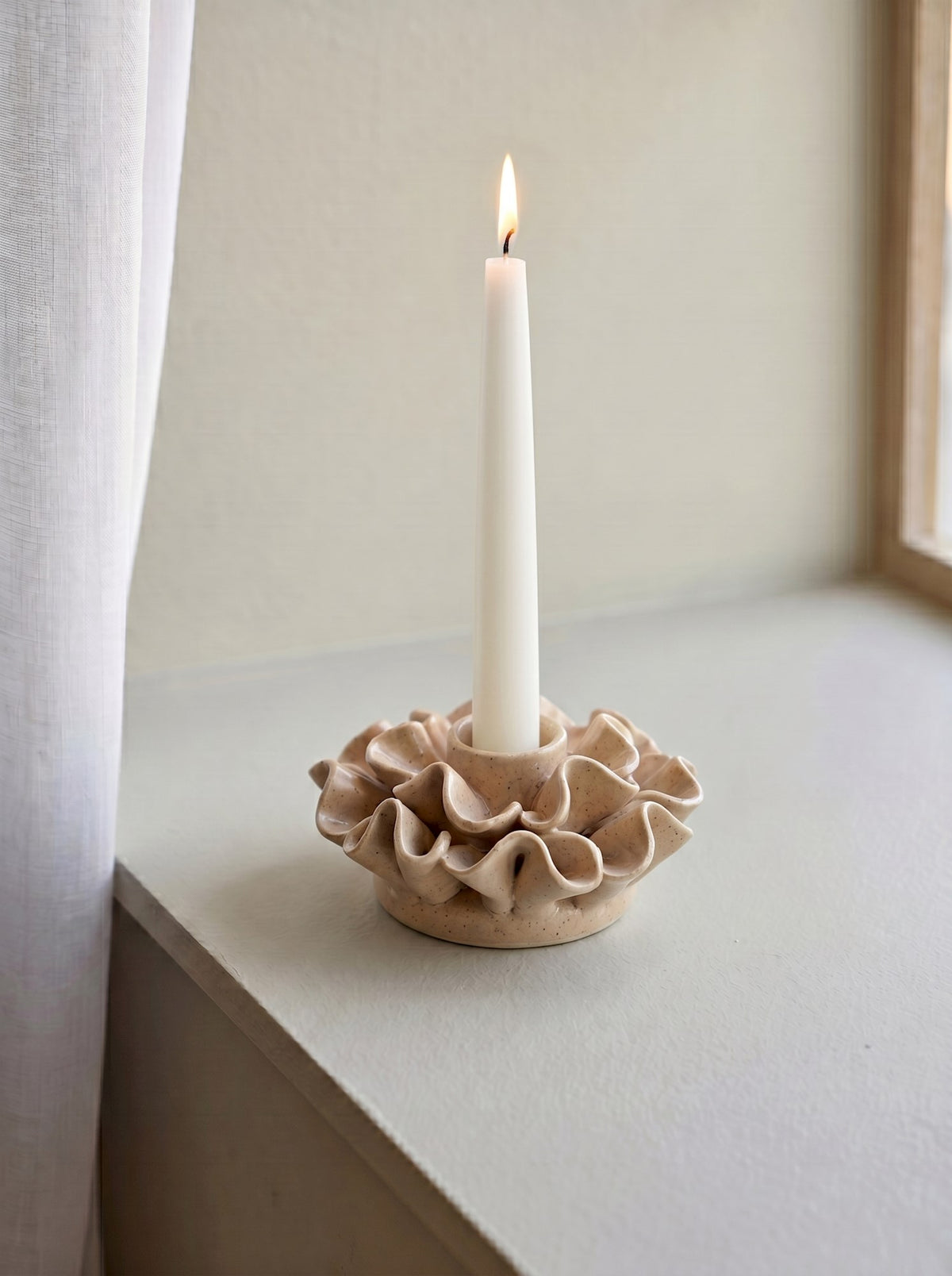 Candle holder