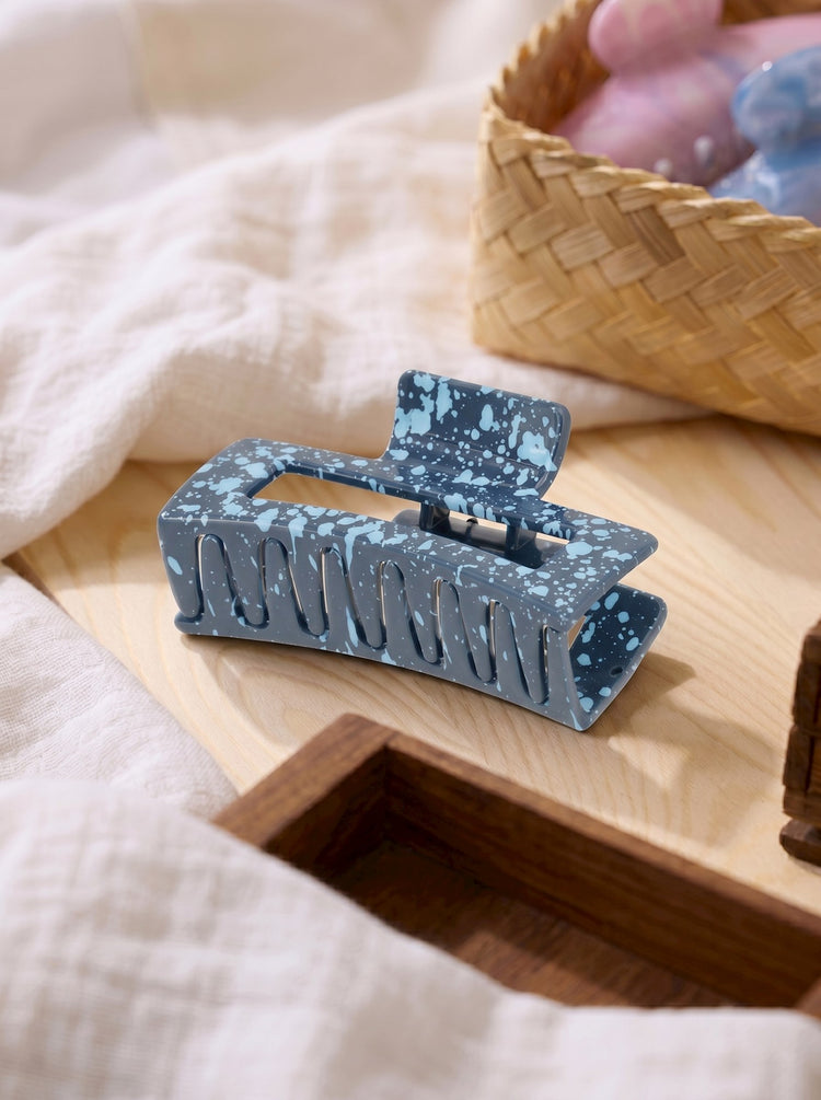 Hair claw splash blue