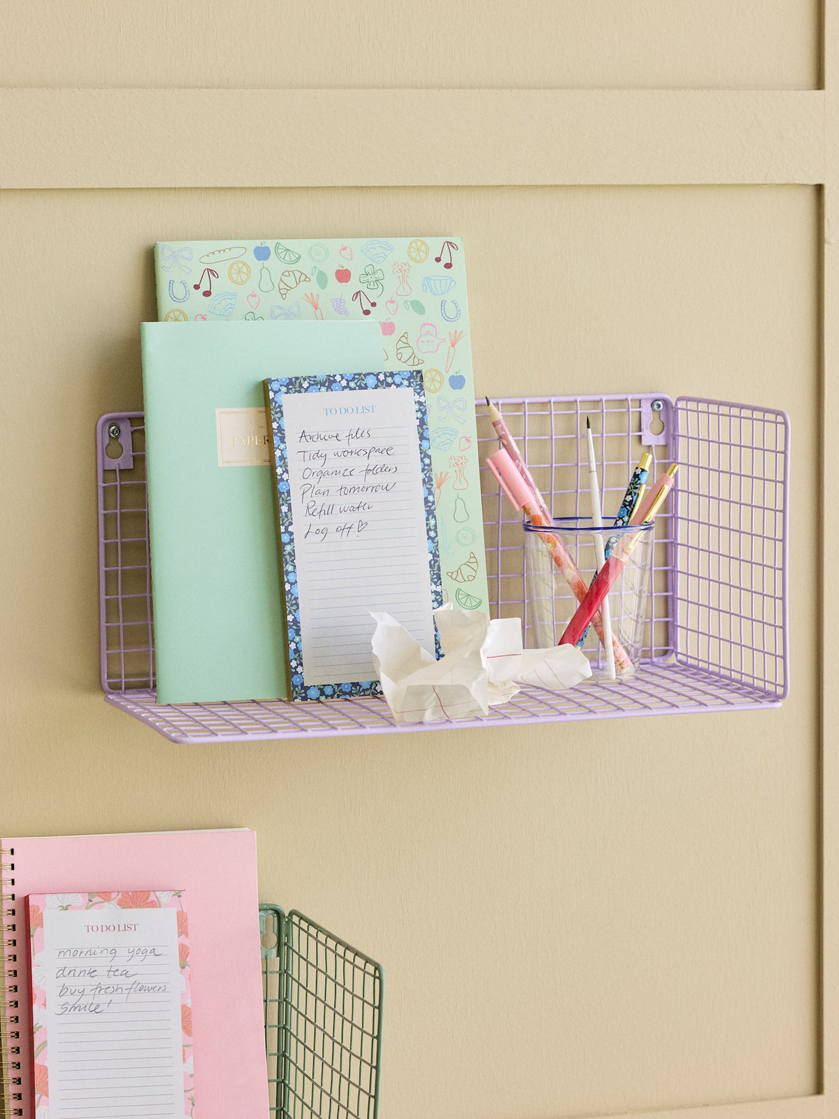 Wire shelf