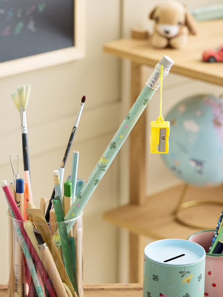 Jumbo pencil