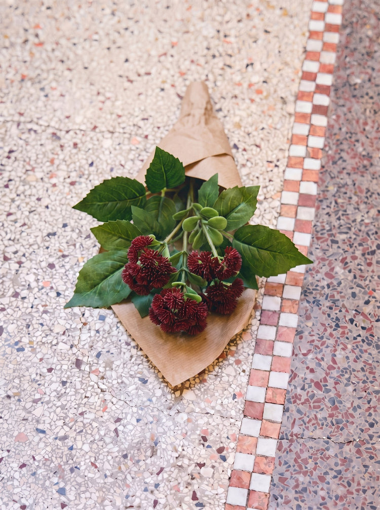 Artificial flower