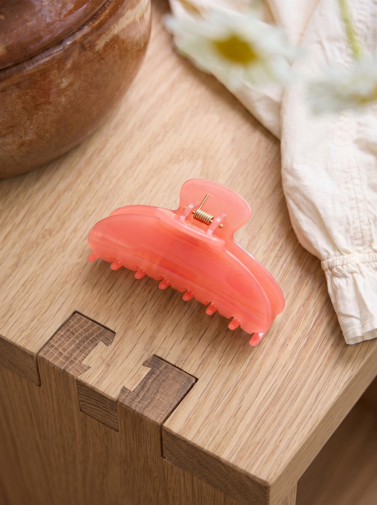 Hair claw