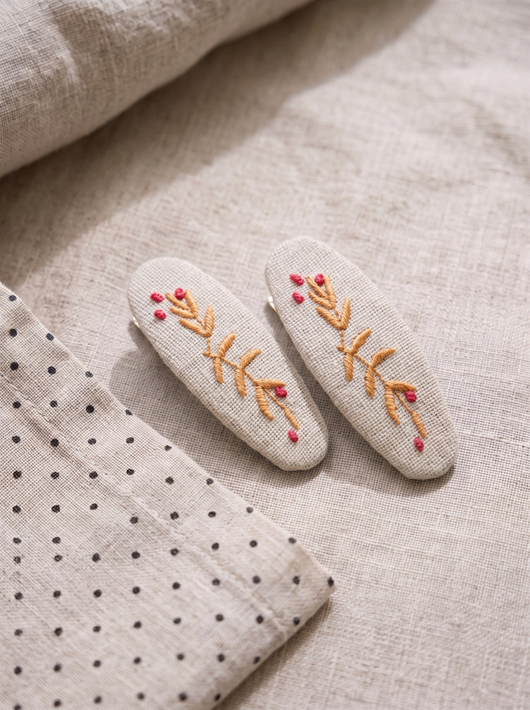 Hair clips