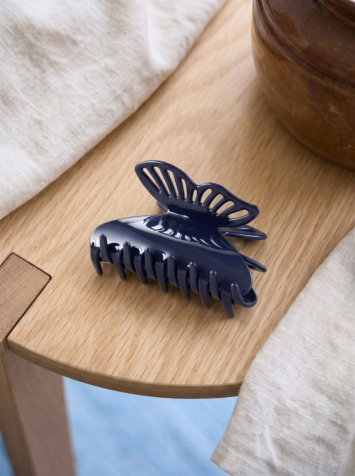 Hair claw butterfly