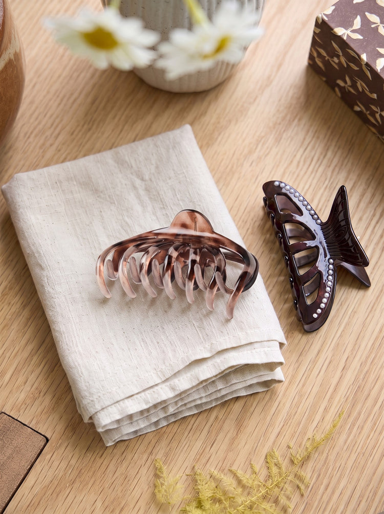 Hair claw