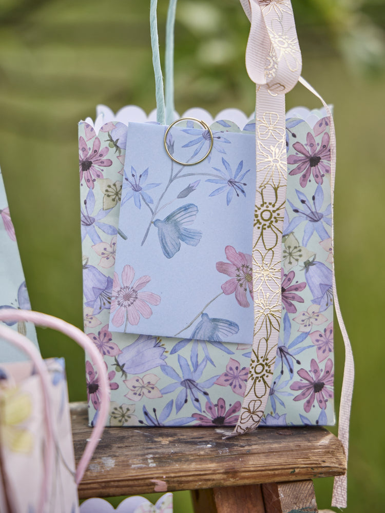 Ribbon