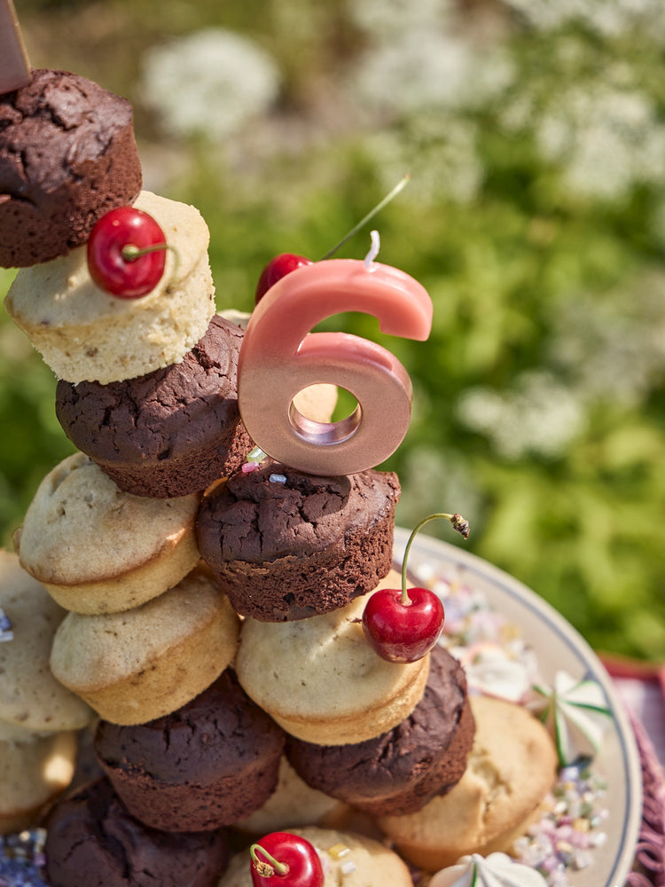 Cake candle 6