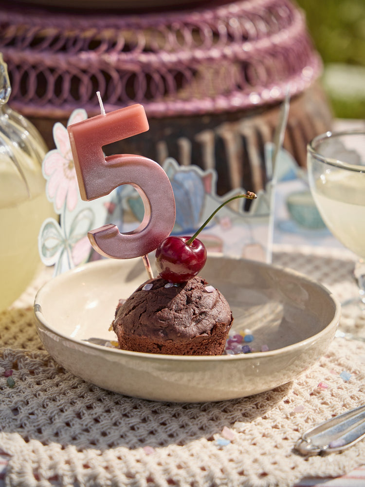 Cake candle 5