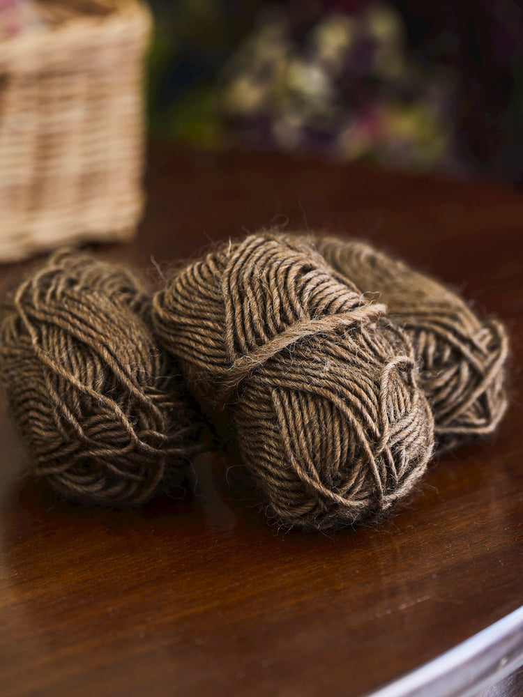 Superwash wool yarn