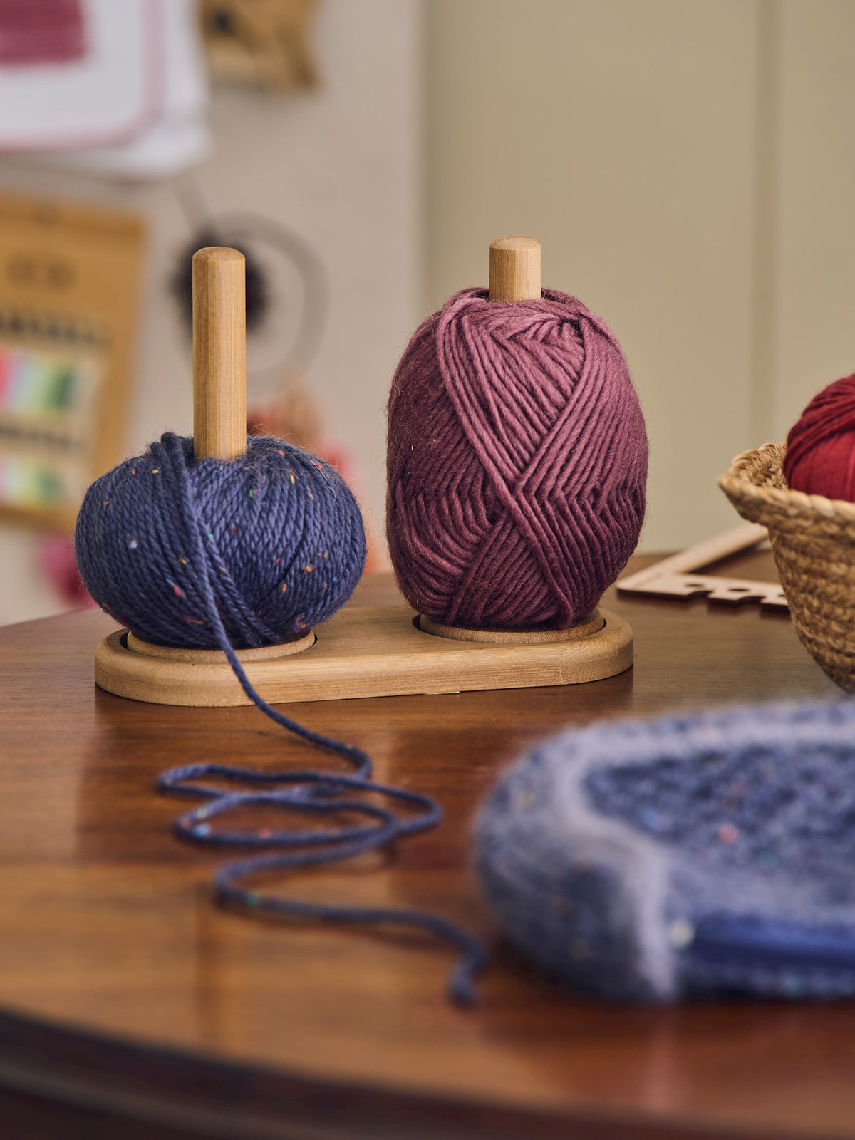 Wool blend tweed yarn