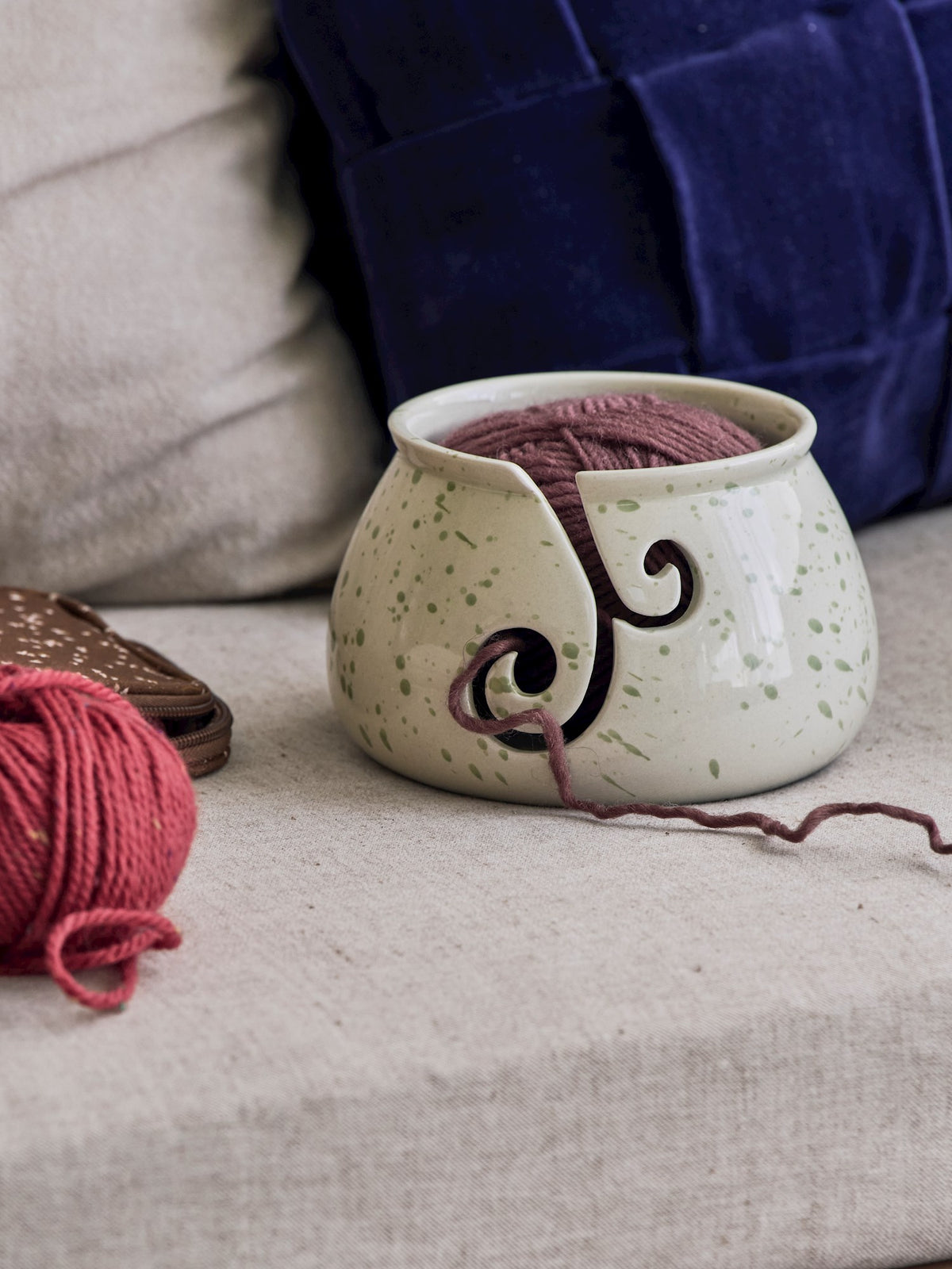 Knitting bowl