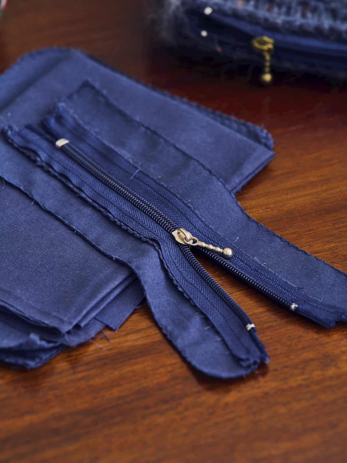 Metal zipper
