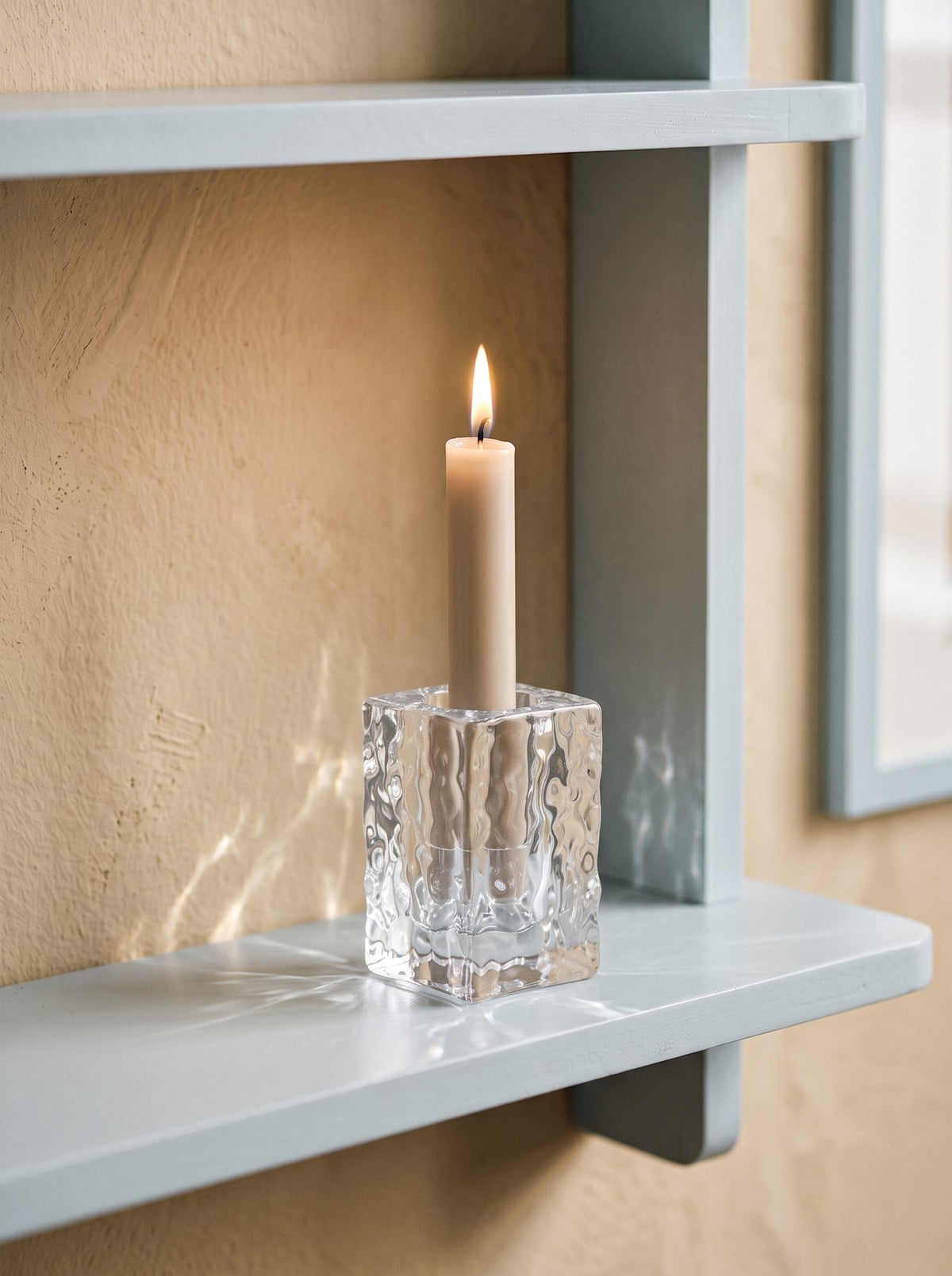 Candle holder