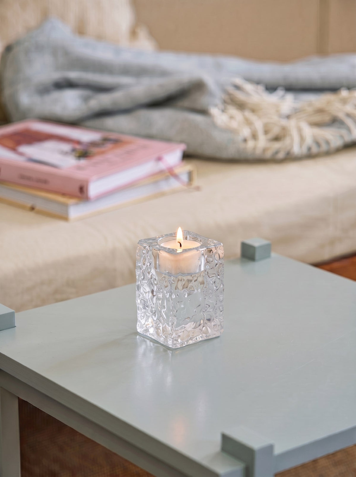 Candle holder