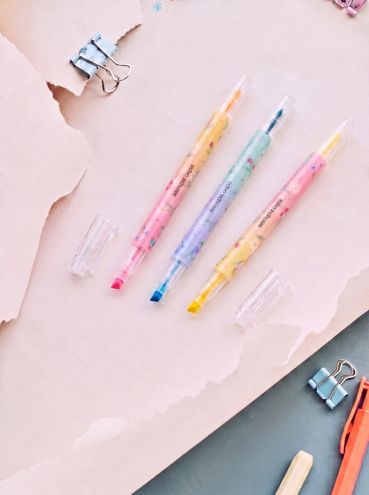 Dual-tip highlighters