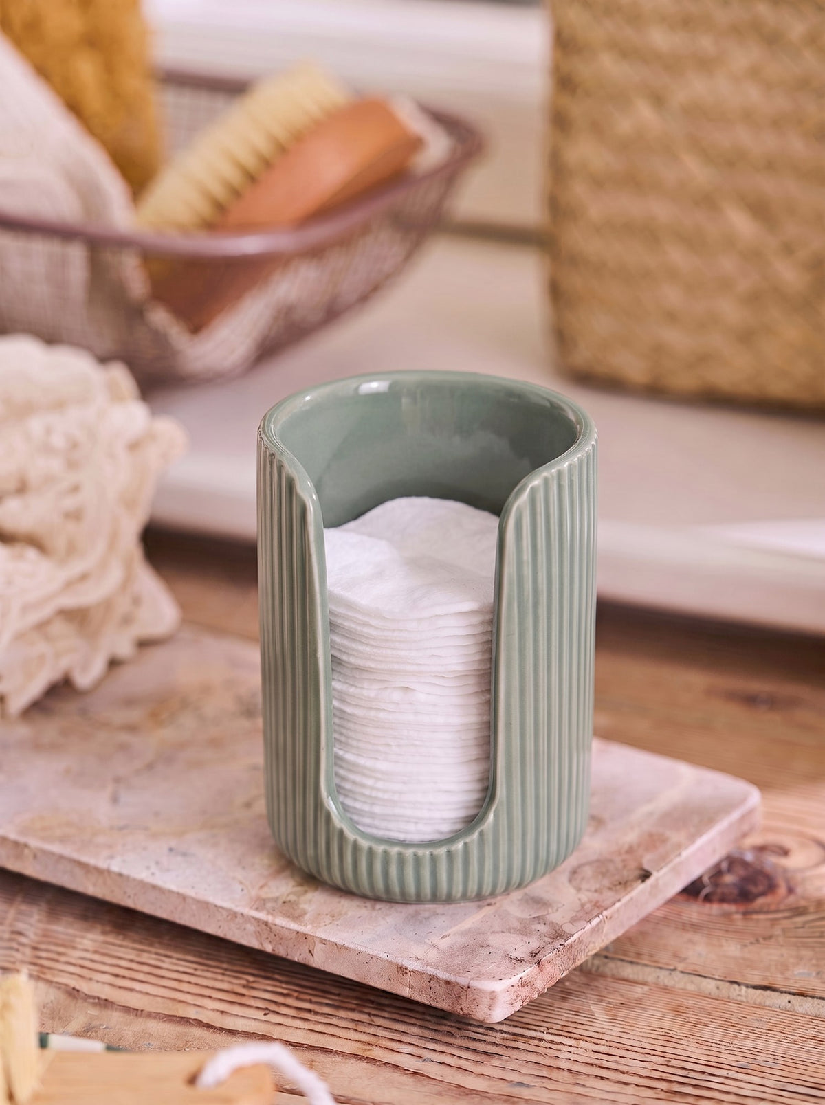 Cotton pad holder