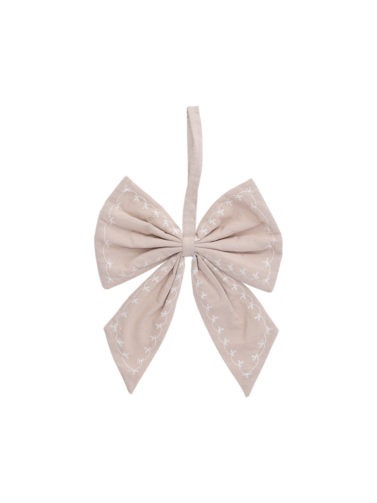 Bow with embroidery