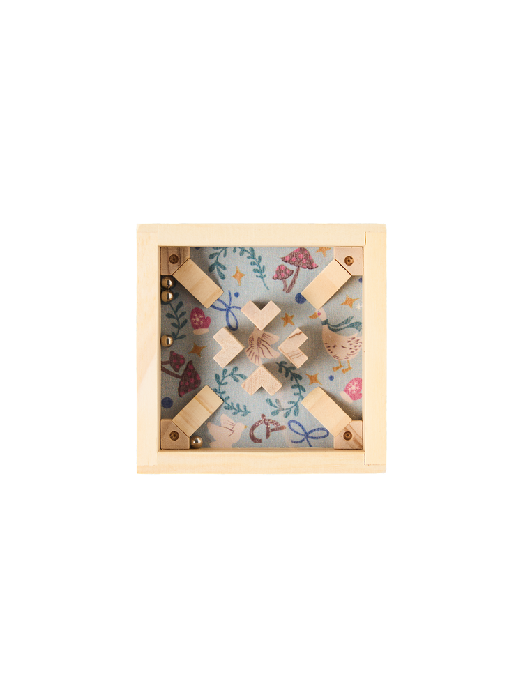 Balance maze game
