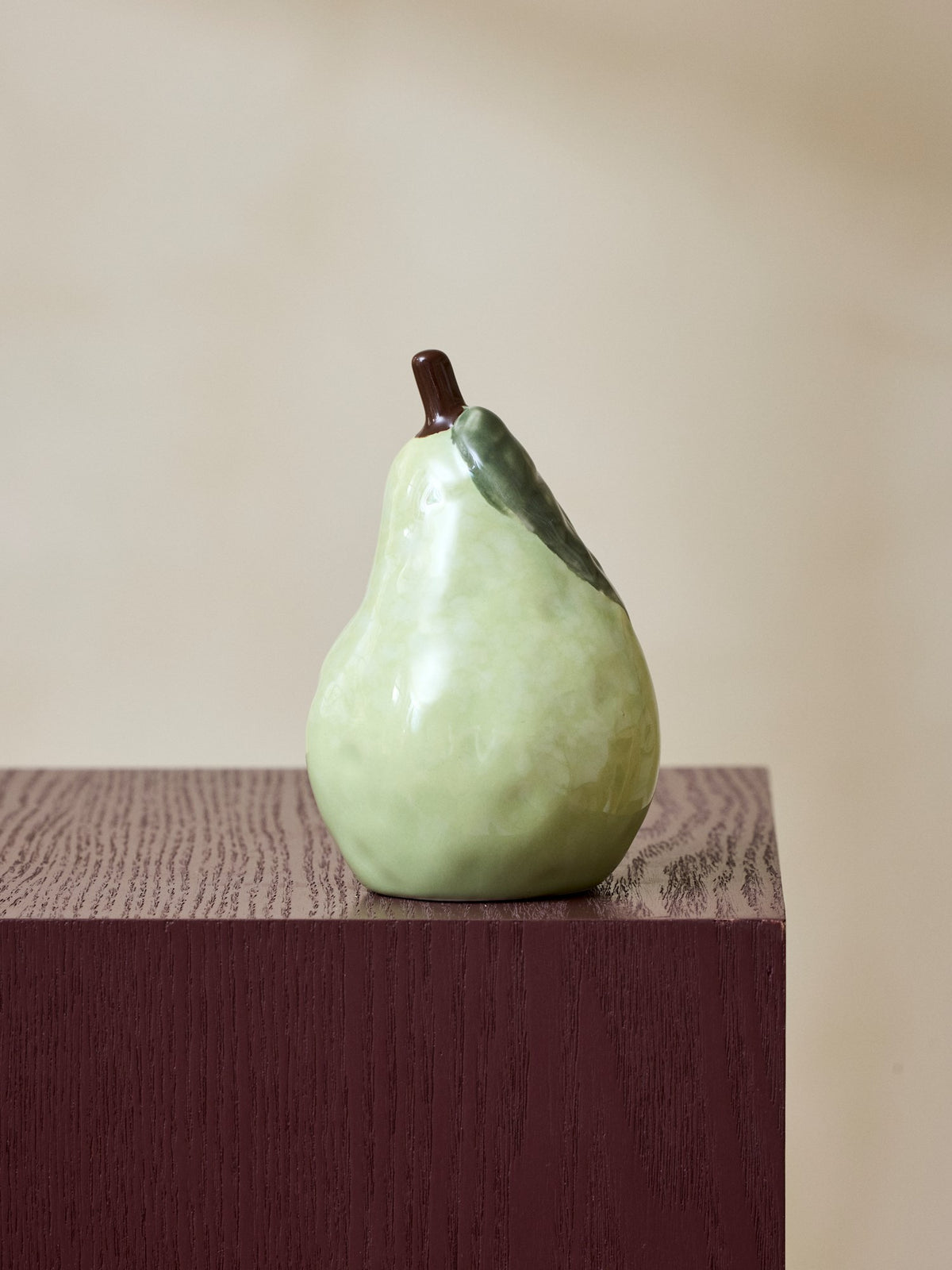 Decorative figurine pear
